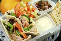 5 Tips to Building a Healthful Lunch
