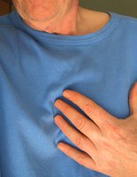 Many people experience discomfort or an uncomfortable pressure in the chest as a sign of heart issues. (Pixabay photo)