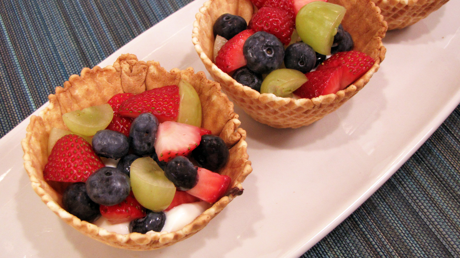 This tasty recipe is made with seasonal fruit. (NDSU photo)