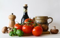 The Mediterranean diet is rich in fruits, vegetables, nuts, legumes, low-fat dairy, unsaturated fat (especially olive oil), herbs, spices and plant and animal proteins, especially omega-3-rich fish. (Pixabay photo)