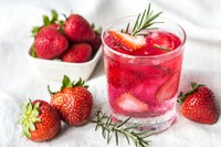 If plain water is kind of boring, try infusing it with fruit and/or herbs. (Photo courtesy of Pixabay)