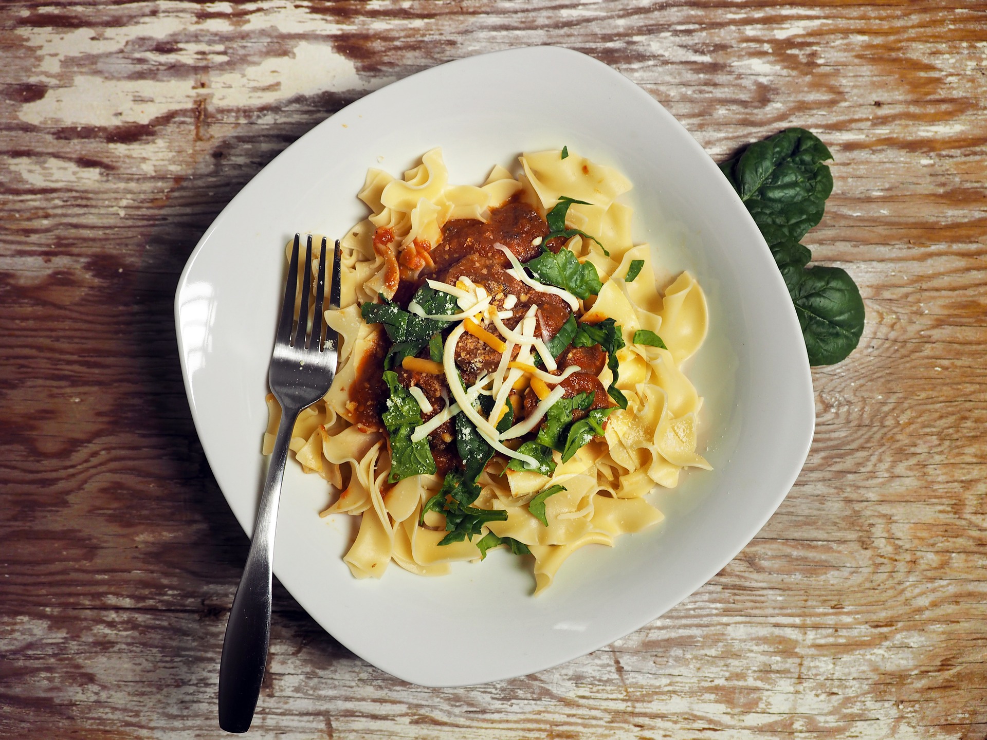 You might find the ingredients for this Tuscan-style pasta already in your kitchen. (Pixabay photo)