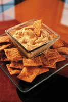 Hummus is an easy, inexpensive snack made with chickpeas. (NDSU photo)