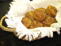 This oatmeal and apple muffin recipe uses one of the favorite foods of autumn: apples. (NDSU photo)