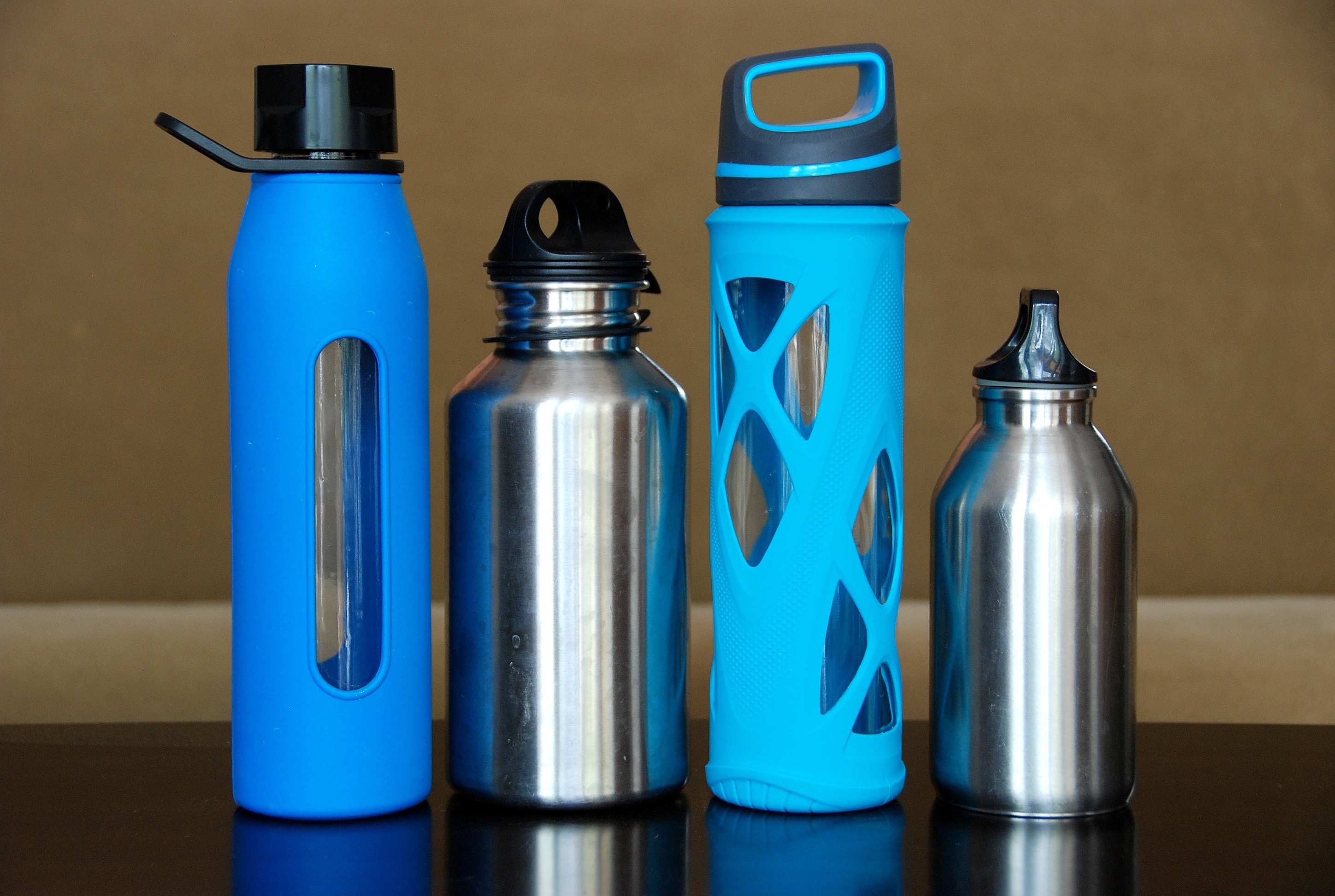 Health experts recommend that women need 11.5 cups and men need 15.5 cups of fluids daily from all sources. (Pixabay photo)