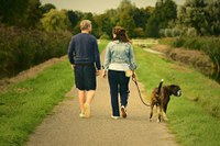 Making time for an outdoor walk with a loved one can contribute to physical, emotional and social well-being. (Pixabay photo)