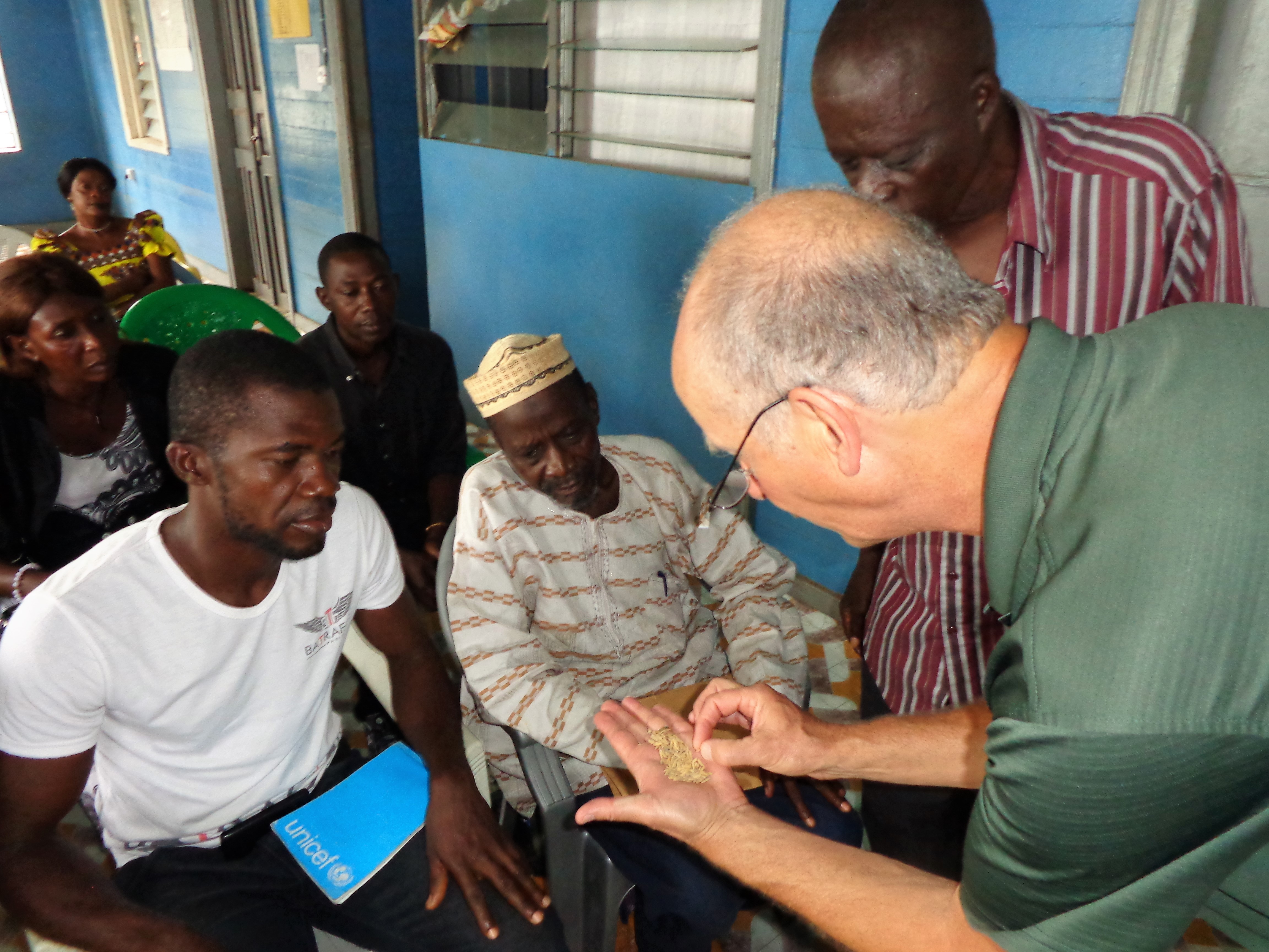 Hans Kandel, NDSU Extension agronomist, explains the importance of seed quality to Sierra Leone farmers.