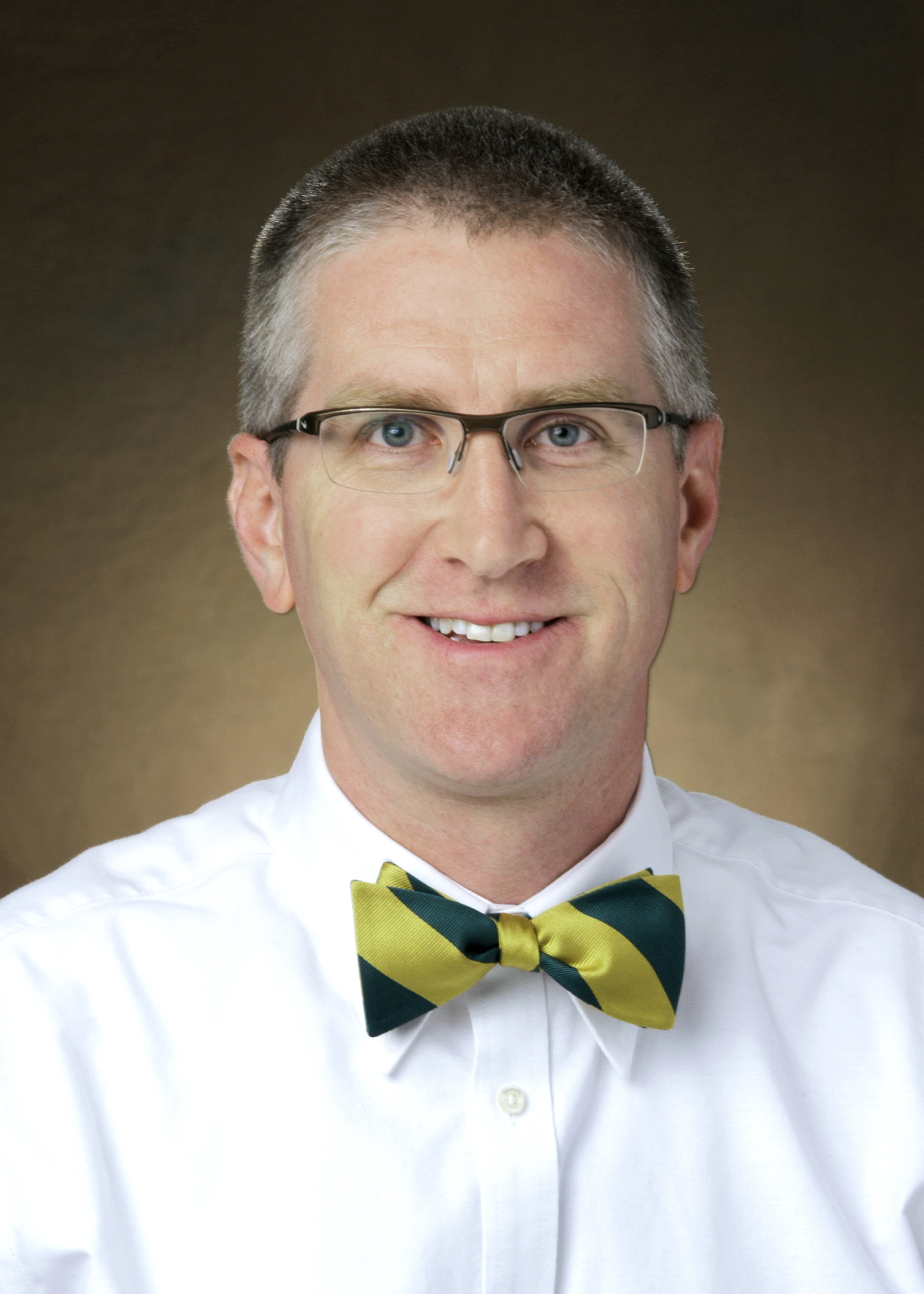 Todd West receives the William J. and Angelyn A. Austin Excellence in Advising Award. (NDSU photo)