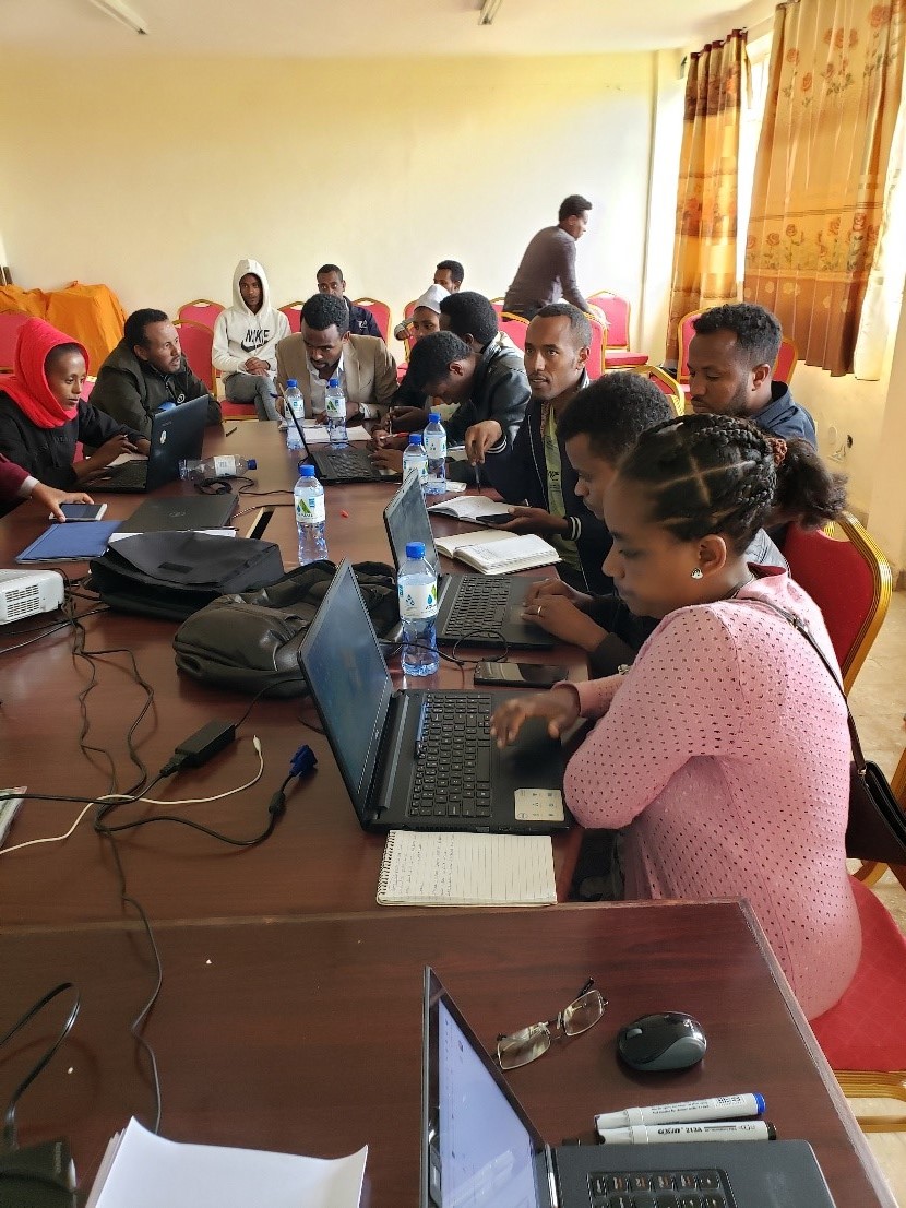 Faculty at Ethiopia's Injibara University learn data analysis techniques taught by NDSU Extension agronomist Joel Ransom. (NDSU photo)