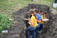 4-H'ers compete in the state 4-H land judging contest near Inskter, N.D. (NDSU photo)