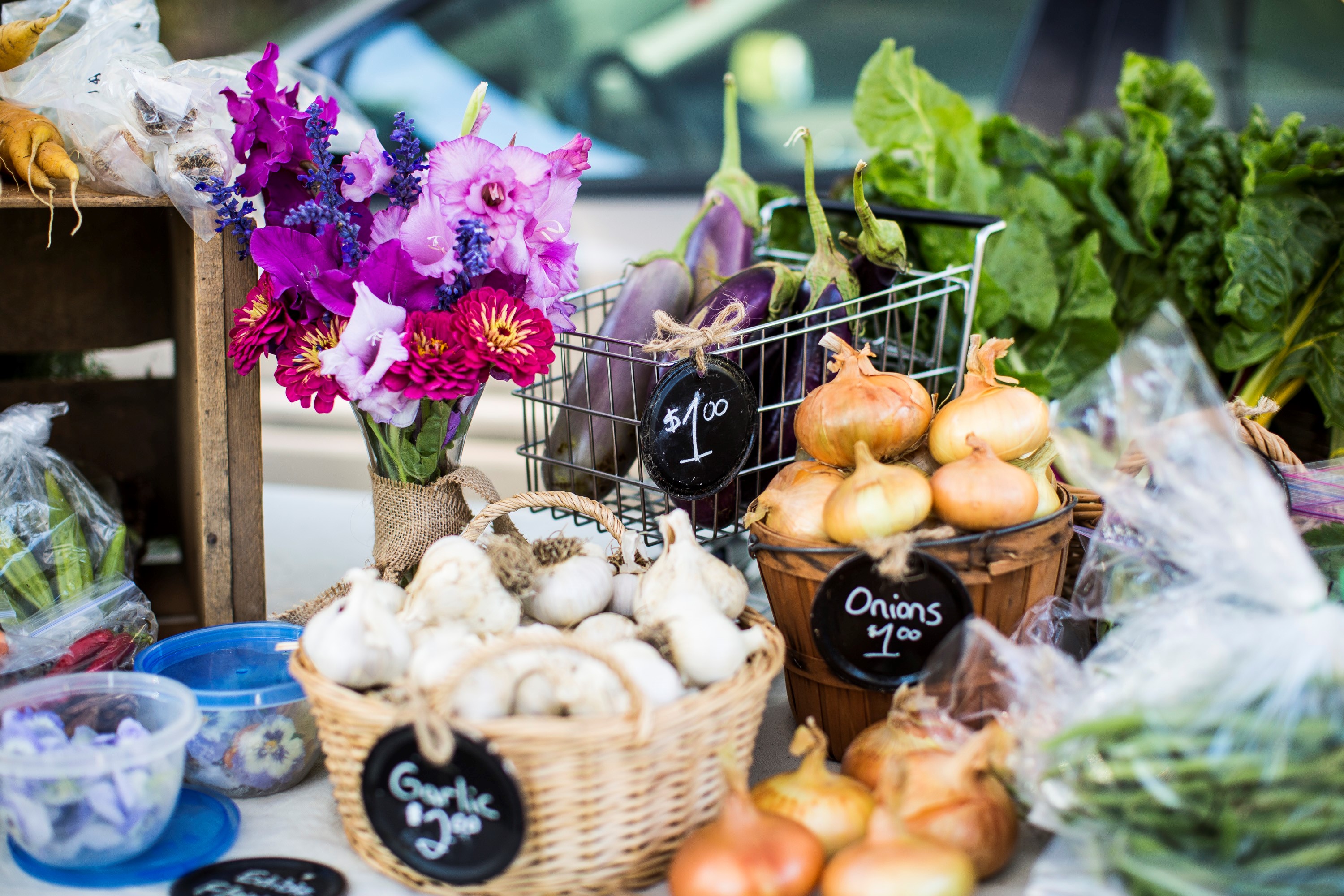 Farmers markets are one of the topics that will be covered in the food entrepreneurship webinar series that NDSU Extension is hosting. (Photo courtesy of the North Dakota Department of Agriculture)