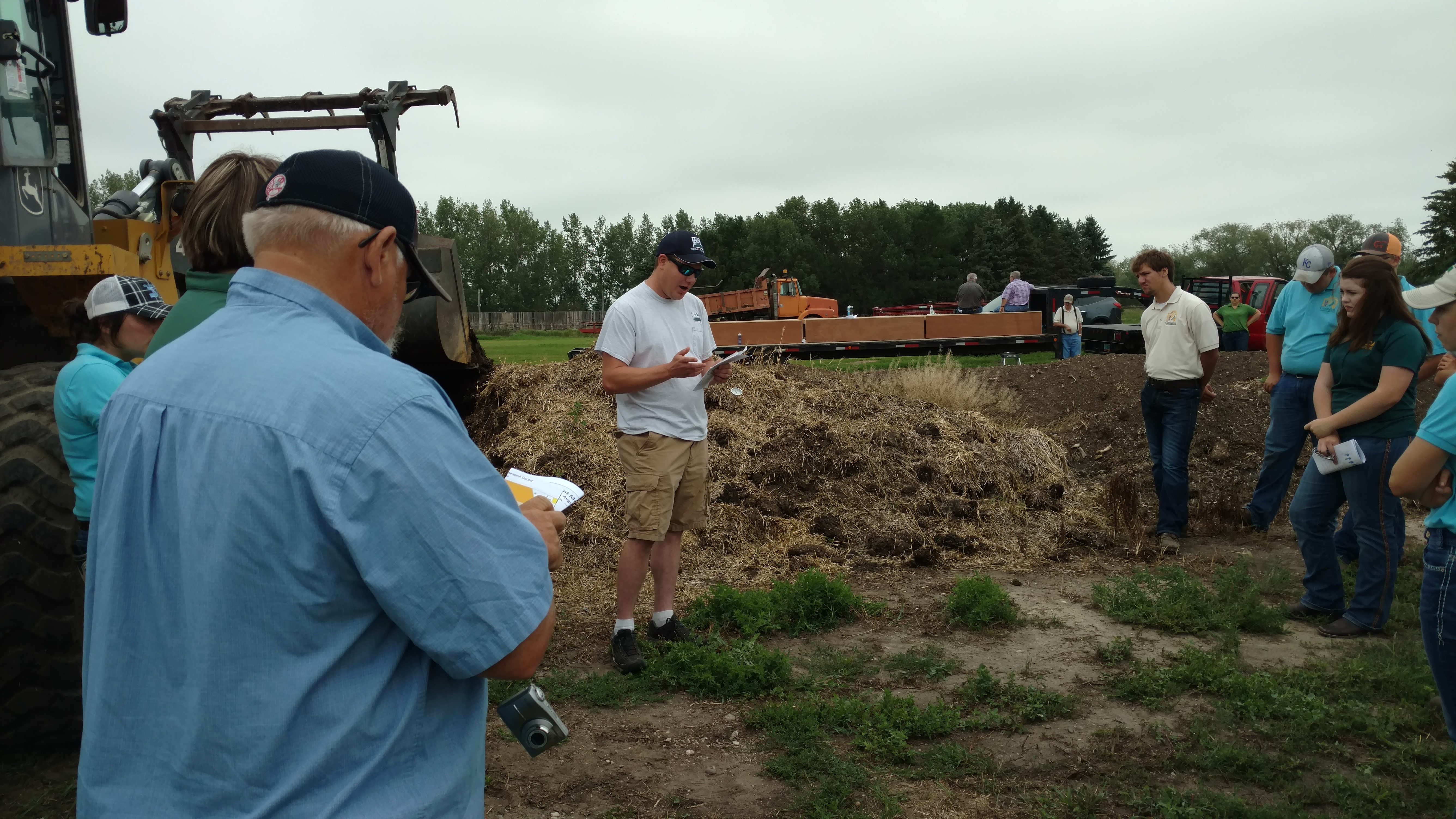 Producers and others learn about beef production during a tour at the Carrington Research Extension Center. (NDSU photo)