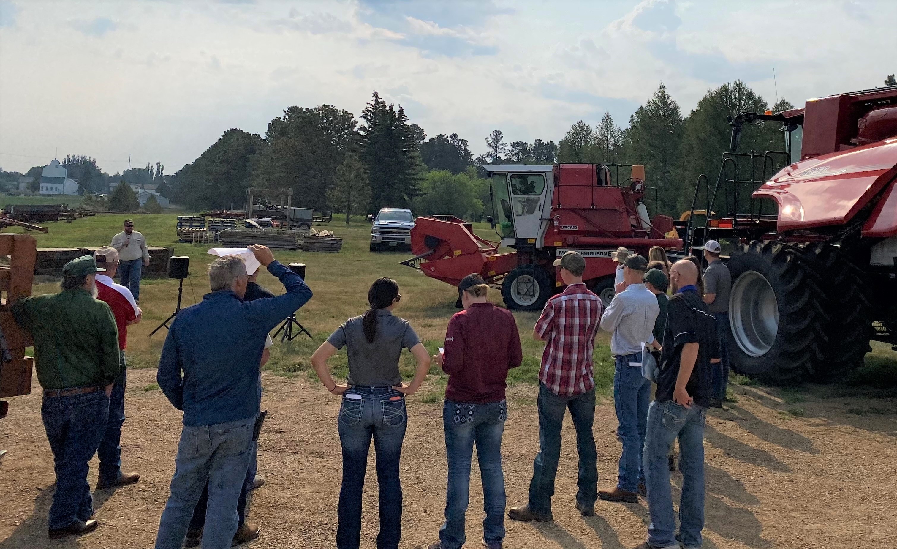 Small grain diseases, on-farm research, grain bin safety and a crop market update will be among the topics at the DREC Agronomy Field Day on July 13. (NDSU photo)