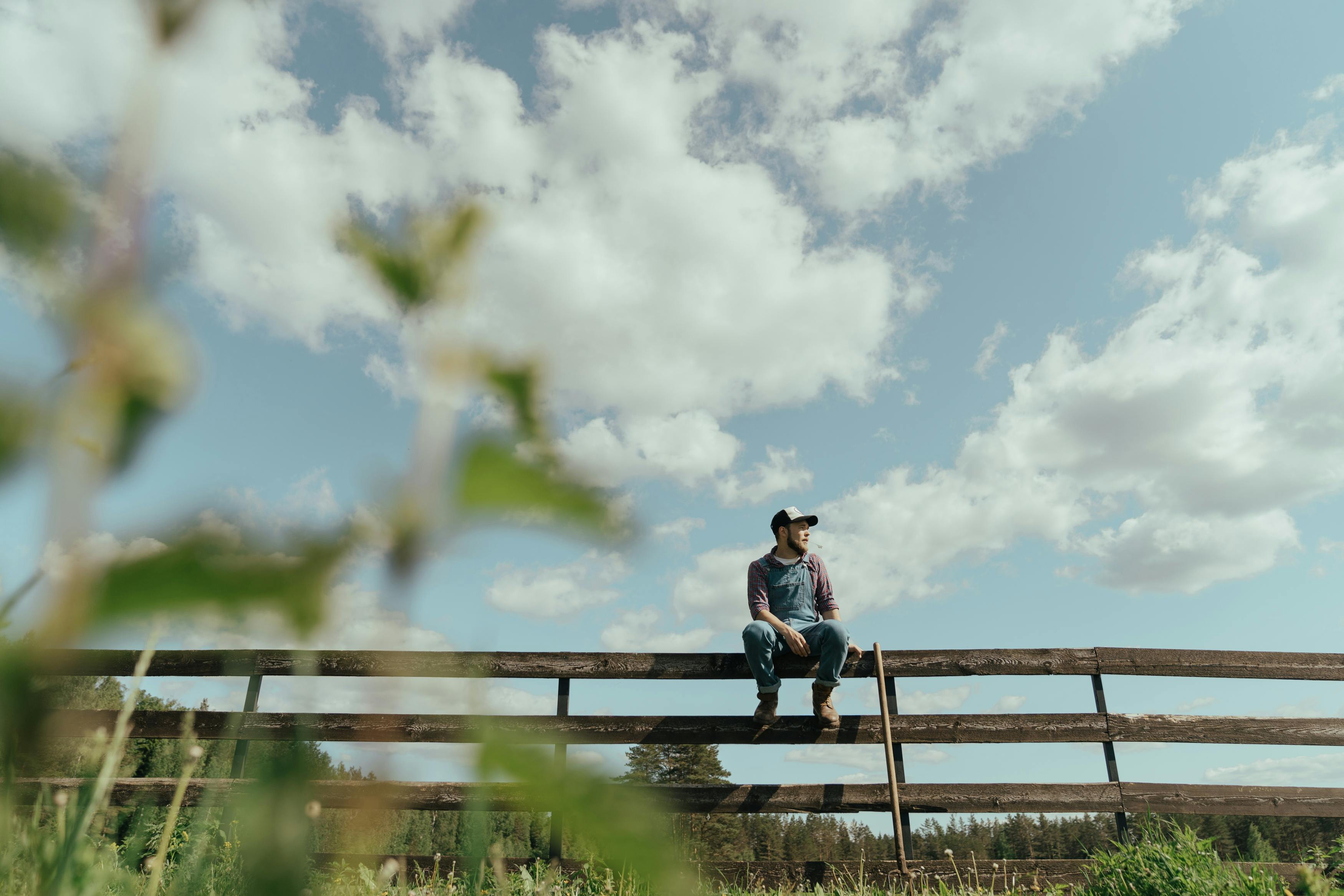 The QPR training offered by NDSU Extension will provide participants with awareness and skills to recognize and respond to warning signs of a mental health crisis. (Pexels photo)