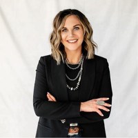 Amanda Radke, The Heart of Rural America podcast host and a fifth-generation rancher, will share her experiences and insights on preserving agricultural profitability and ensuring a robust, diverse food system. (Photo courtesy of Radke)