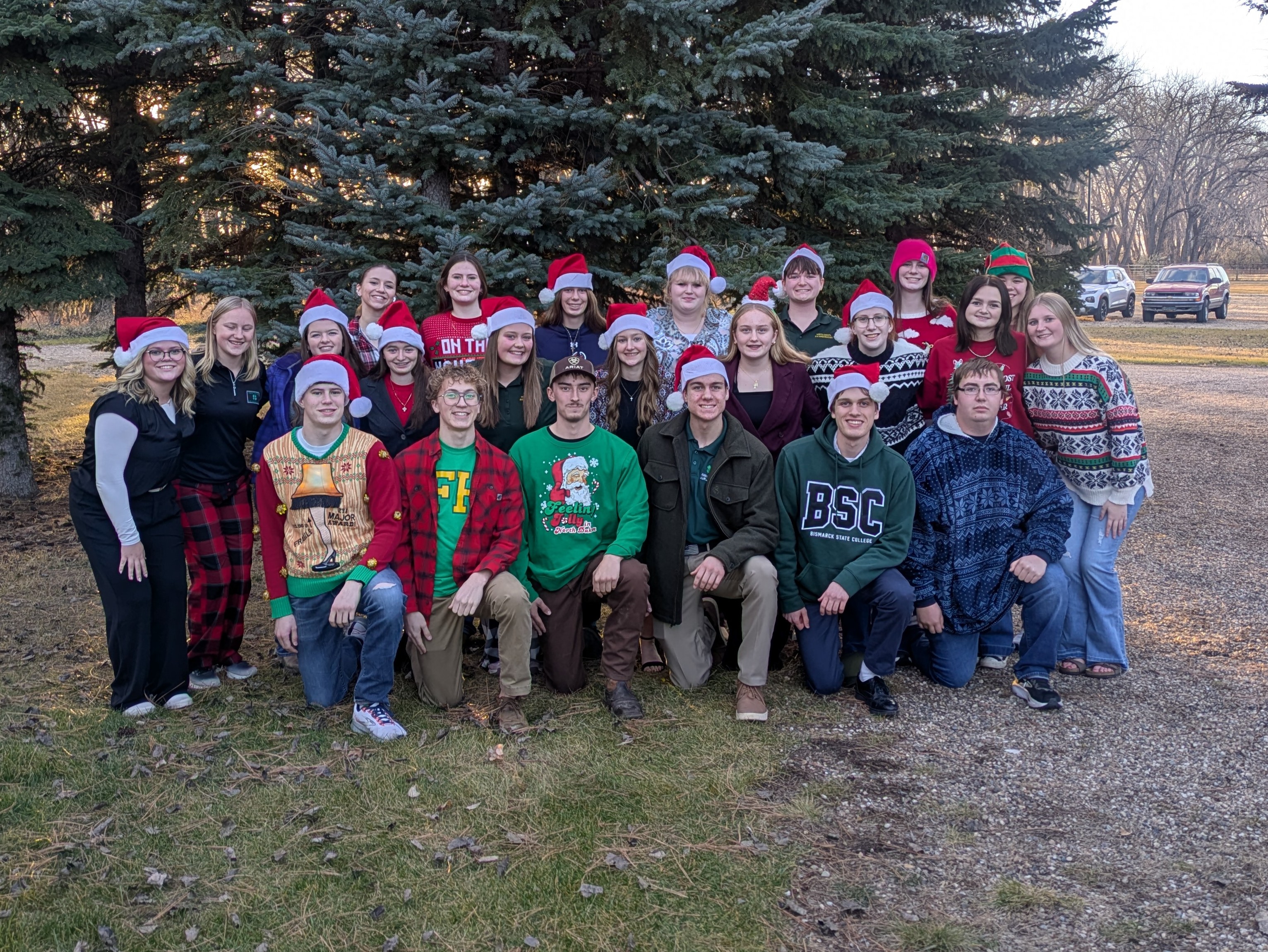 The incoming members join the full 4-H Ambassador team for a holiday photo. (NDSU photo)