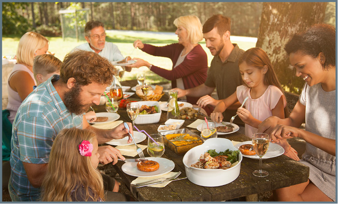 family meal time (photo from iStock.com)