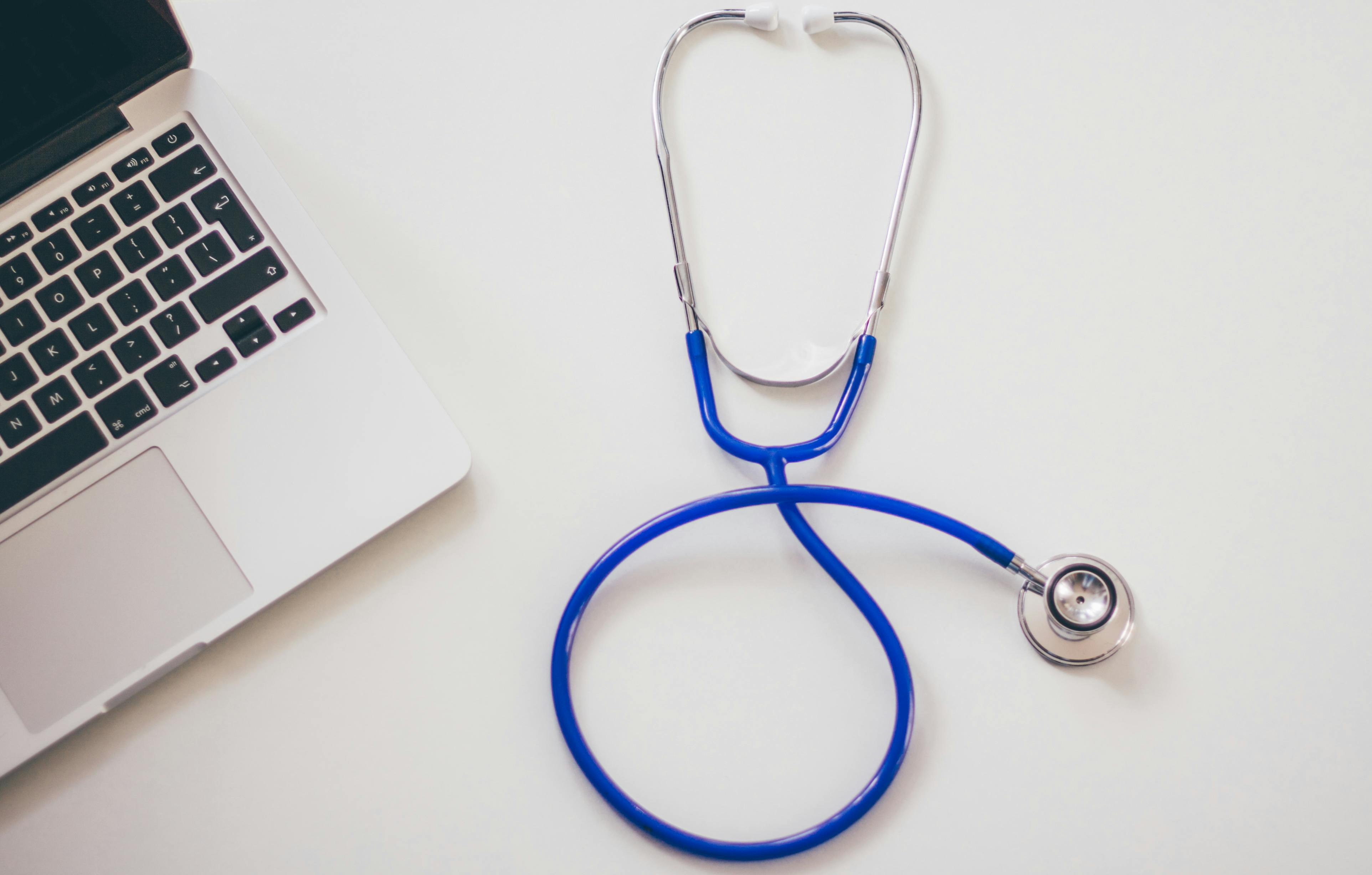 Knowing your family health history and keeping up with recommended health screenings are two ways to follow a healthy lifestyle. Others include getting regular physical activity, eating a healthful diet, and refraining from tobacco and excessive alcohol use. (Pexels photo)