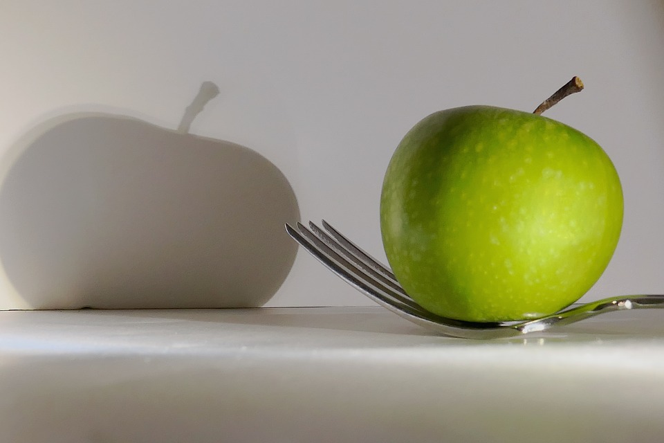 Some foods, such as fruit, are naturally sweet. (Photo courtesy of Pixabay)
