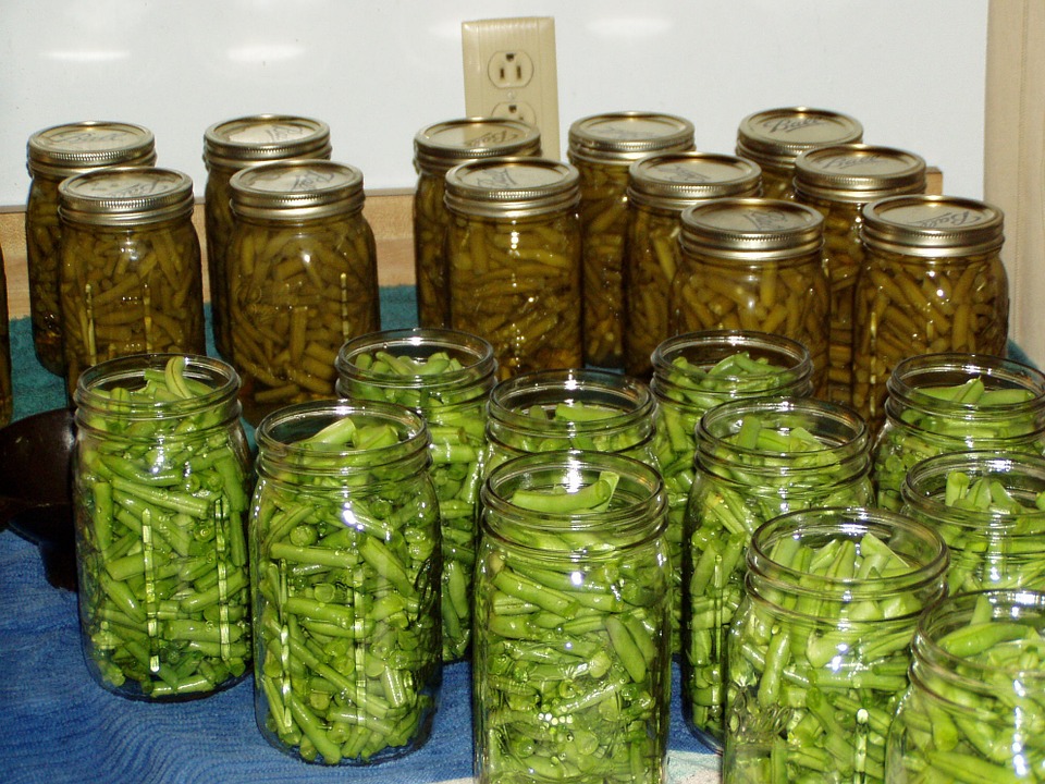Using up-to-date canning equipment and research-tested methods is critical. (Photo courtesy of Pixabay)