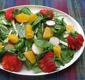 Spinach Salad With Poppy Seed Dressing